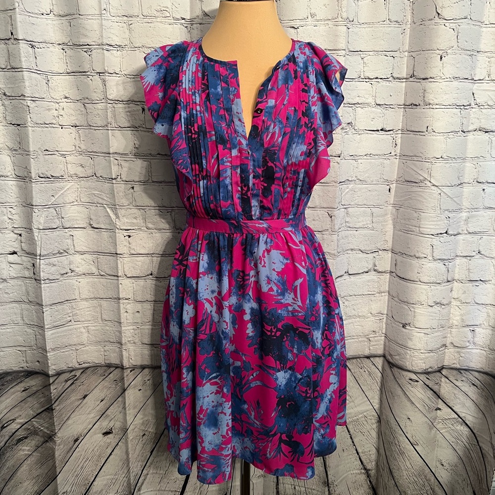 Banana Republic Women’s Sleeveless Party Mini Dress Blue/ Pink.  Size 4. H-05